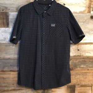 Pearl Izumi plaid shirt